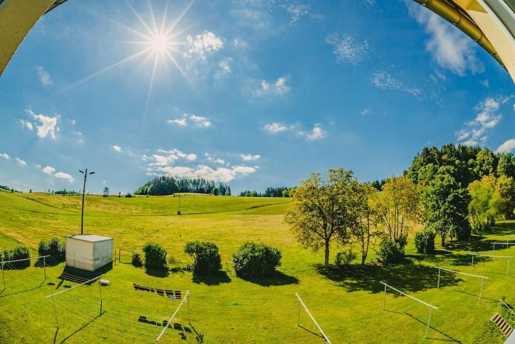 Franzis Feriendomizil Im Herzgebirge Am Skihang Auerbach  ภายนอก รูปภาพ
